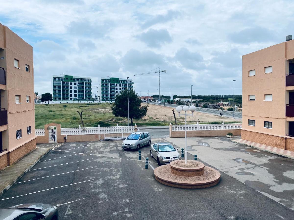 Apartamento Mil Palmeras Pilar de la Horadada Luaran gambar